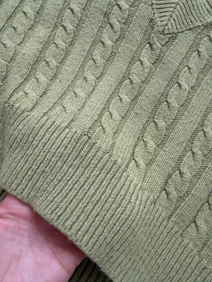 Knitted green vest Size XS thumbnail 2