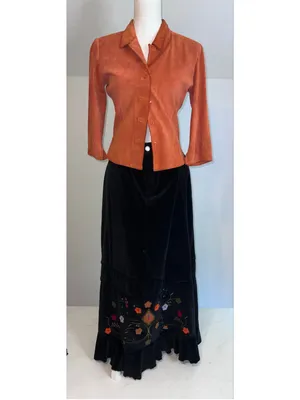 WhimsyGoth Black Velvet Maxi Skirt with Floral Embroidery, Size L thumbnail 5