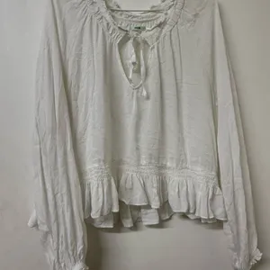 Kimchi Blue White Ruffled Blouse thumbnail 2