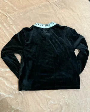 Vintage Fila Black Velvet Velour Long Sleeve Top Size M thumbnail 4