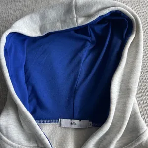 Adika Hoodie thumbnail 3