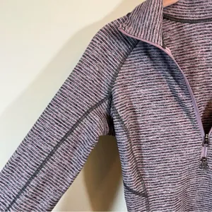 Lululemon Race Your Pace 1/2 Zip Gray Purple Striped‎ 4 thumbnail 6