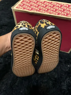 VANS animal print leopard lace up shoes sneakers women’s 7.5 new thumbnail 5