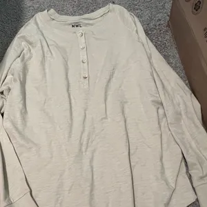 Madewell medium‎ top thumbnail 1