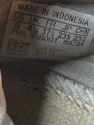 Adidas Cloud Foam Size 5 thumbnail 10