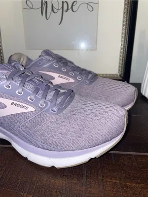 Brooks Transmit 3 Lavender Light Pink Running Sneakers Size 9.5 thumbnail 2