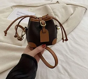 Elegant Brown Leather Bucket Bag thumbnail 2