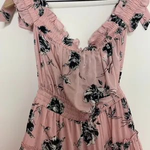 Misa Los Angeles Laiyin Floral Mini Dress Pink Womens Summer Off The Shoulder XS thumbnail 5
