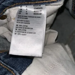 American Eagle Outfitters Blue Distressed Ankle Length Jeans(Size 6) thumbnail 5