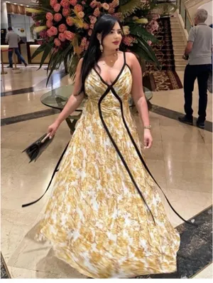 Zara Yellow Floral Maxi Dress with Black Piping thumbnail 2