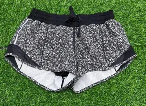 Lululemon Hotty Hot Shorts 2.5" Older Style thumbnail 1