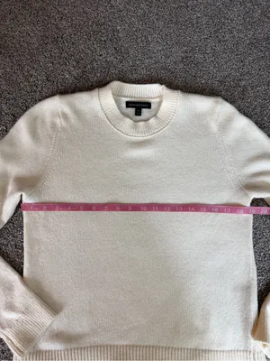 Banana Republic Women’s Cream Cotton Blend Crewneck Sweater Medium thumbnail 5
