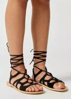 UO Hazel Black Gladiator Lace Up Sandals Sz 8 NEW thumbnail 1