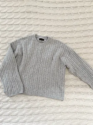 GAP Light Gray Cable Knit Crewneck Sweater thumbnail 2