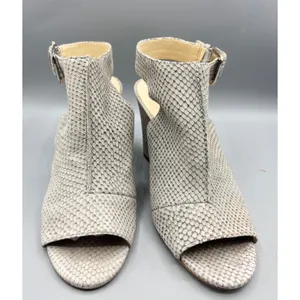 Nine West Gorana 9 Wedge Ankle Strap Sandal Gray Snake Print Open‎ Toe Slingback thumbnail 2