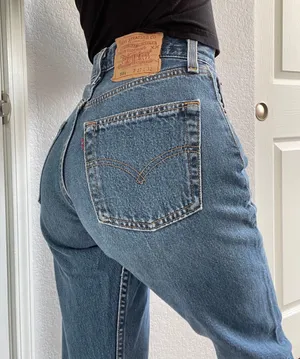 Levi's Vintage Mom jeans 501 thumbnail 3