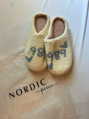 Nordic Peace 1989 plush slippers size 8.5-9.0 thumbnail 2