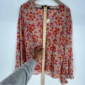 Venezia Sheer Chiffon Floral Blouse‎ Button Front V-Neck Flare Sleeve Boho 14/16 thumbnail 10