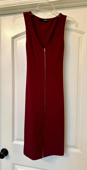 Minette - Stunning Deep Red Bodycon Dress with Gold Zipper - Brand new! thumbnail 1