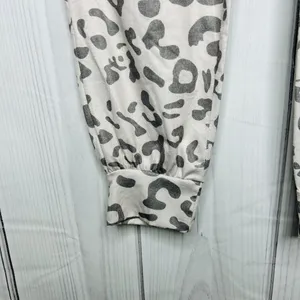 NWT Leo Rosi Womens Animal Print Pajama Sleepwear Set Sz S Gray Long Sleeve thumbnail 14