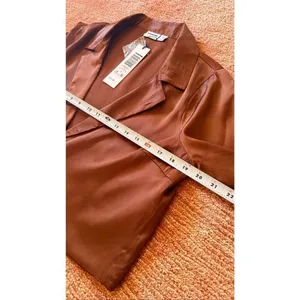 Noisy May Cropped Blazer Cappuccino Brown Satin Women’s Size M NWT thumbnail 4