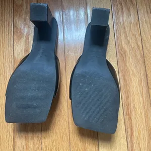 Square Toed Block heels thumbnail 5