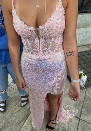 pink prom dress Size 4 thumbnail 1