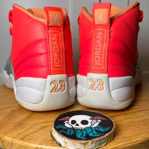 Air Jordan 12 Retro GS 'Sunrise' US Size 4.5Y •6W•36.5EUR (Preloved no box) thumbnail 10