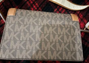 Michael Kors Purse Leather thumbnail 2