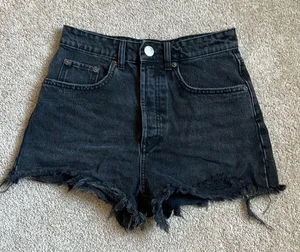 ZARA Black High Rise Distressed Cheeky Denim Shorts Size 2 thumbnail 1