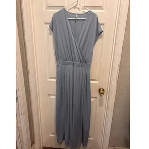 Halara‎ L V Neck SS Side Pocket Wide Leg Flowy Waffle Casual Jumpsuit Quiet Blue thumbnail 4