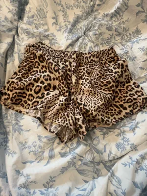 Leopard Shorts Aerie thumbnail 2
