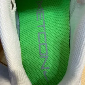 Nike Metcon 8 PRM Photon Dust Womens White Lace Up Athletic Running Shoes 8.5 thumbnail 6