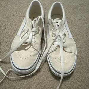 Vans SIZE 6 worn once! thumbnail 3