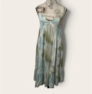 Forever 21 Fairycore 2012 Tie Dye Maxi Dress Blue Green Watercolor Boho Festival thumbnail 2