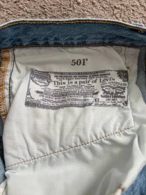 Levi’s 501 Denim Shorts High-Rise Distressed thumbnail 5
