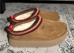 UGG Tazz Platform Slippers in Chestnut thumbnail 3