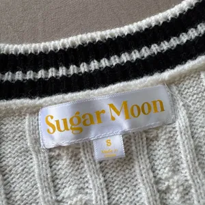 Sugar Moon cable knit sweater vest thumbnail 3