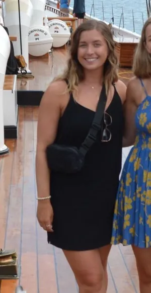 Dress thumbnail 1