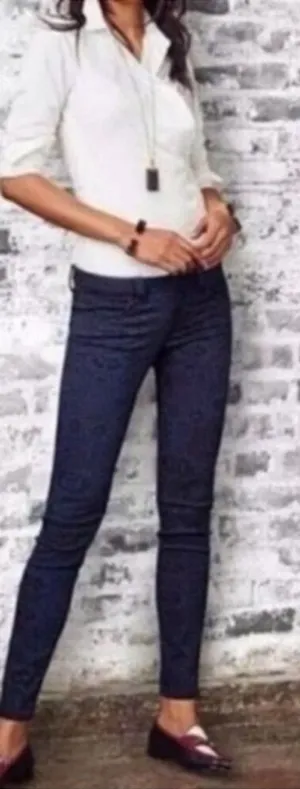 Cabi Lace Print‎ Skinny Jeans Style# 3195 Size 0 thumbnail 1