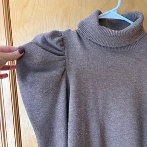 Tularosa Puff Shoulder Turtleneck Sweater Women Size S Brown Knit Long Sleeve thumbnail 4
