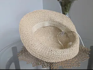 Dolce and Gabbana straw hat thumbnail 5