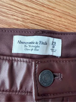 Abercrombie 90s Straight Ultra High Rise Faux Leather Pants Brown - Size 29/8 thumbnail 4