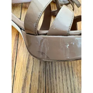 Miu Miu Tan Patent Leather Strappy Platform Slingback Heels Sandals size 39.5‎ thumbnail 12