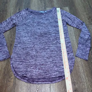 Athleta Space Dye Long Sleeve Top Burgundy Thumbholes Curved Hem Womens M Active thumbnail 4