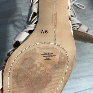 Vince Camuto Heels thumbnail 3