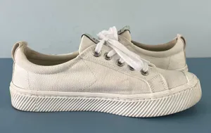 Cariuma OCA Low Off-White Canvas Lace Up Sneakers thumbnail 5