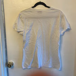 Hanes shirt thumbnail 2
