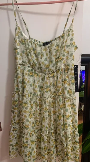 Trixxi Clothing Company Floral Dress thumbnail 2