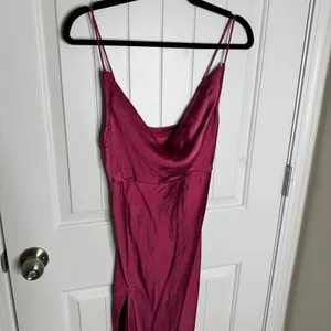 Lioness princess polly pink plunging‎ satin midi dress small open back party thumbnail 4